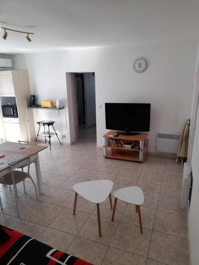 Appartement Avec Exterieur Et Parking Gratuit Perpignan Buitenkant foto